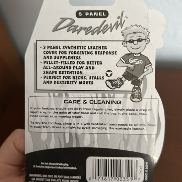 Yo-Yo and Footbag set - Picture 5 of 5